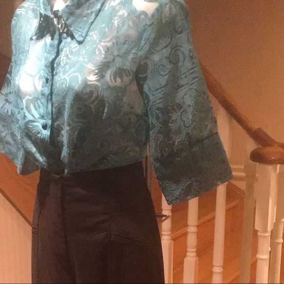 ⭐️⭐️2XHOST PICK⭐️⭐️Blouse collared short sleeve front button down - Picture 8 of 8